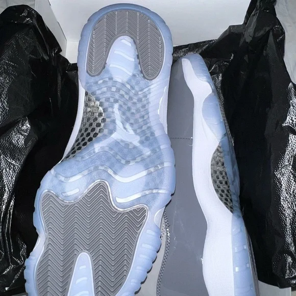 New never worn cool greys size 10 men